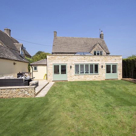 South Winds Villa Bourton-on-the-Water Exterior photo