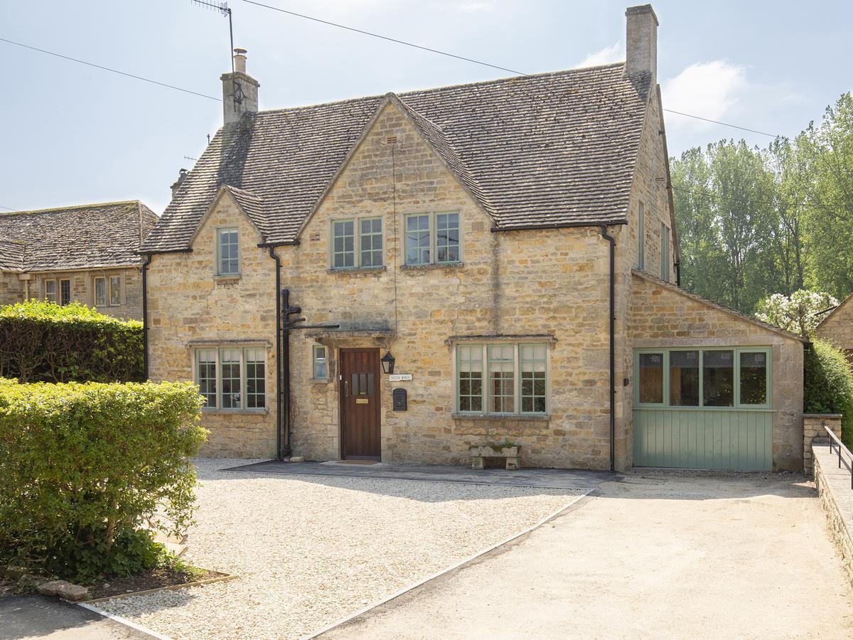 South Winds Villa Bourton-on-the-Water Exterior photo