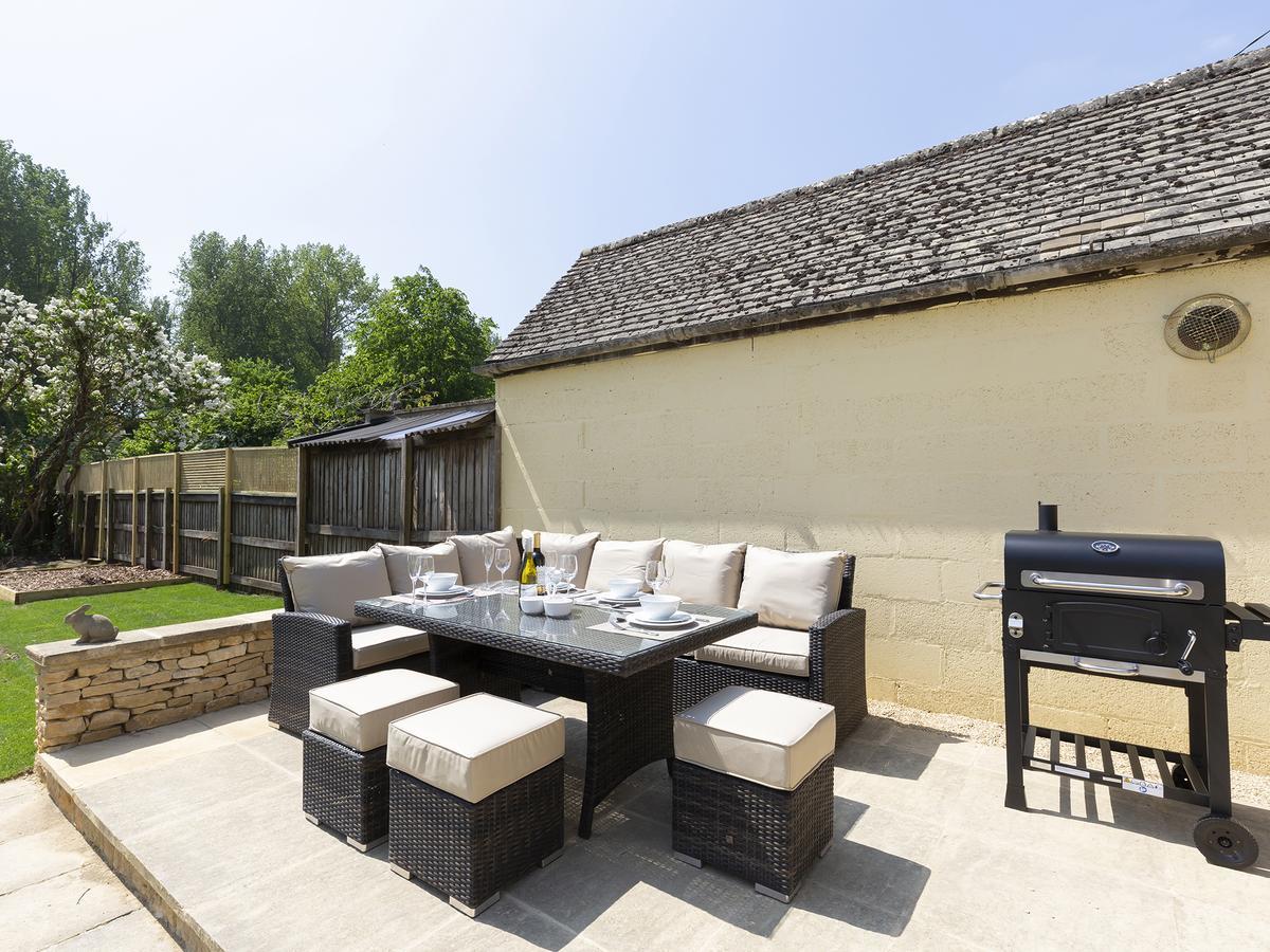 South Winds Villa Bourton-on-the-Water Exterior photo